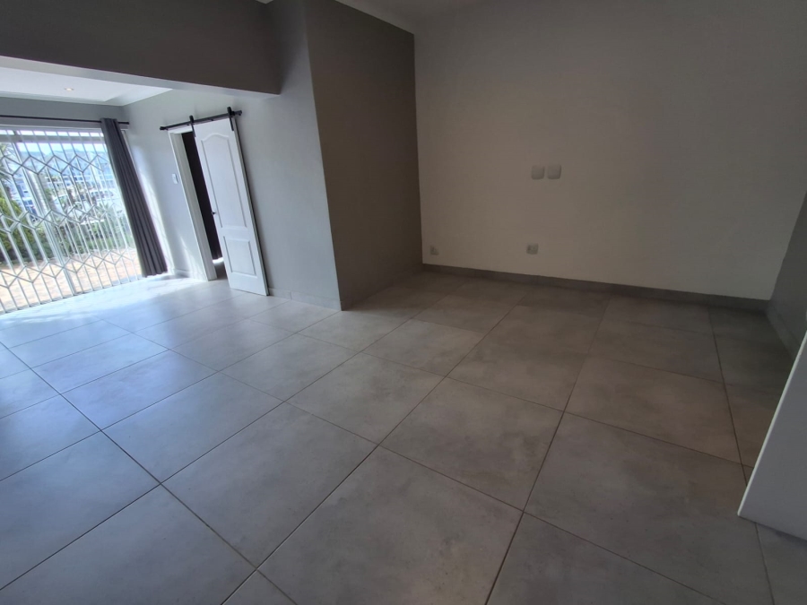 To Let 1 Bedroom Property for Rent in Summerstrand Eastern Cape